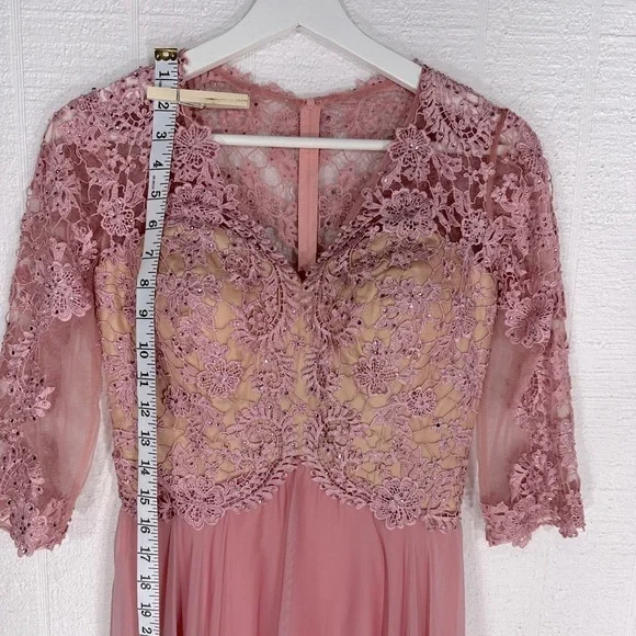 La Femme evening a line dress pink size 4